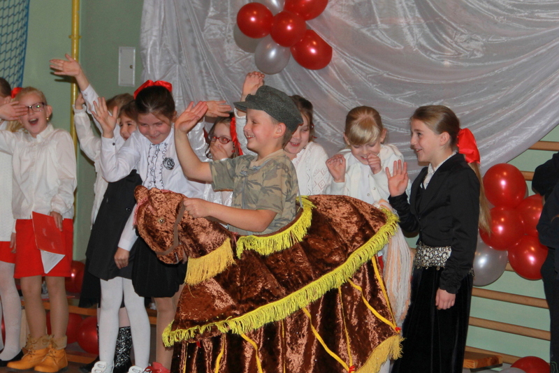 Wojtek w roli Piłsudskiego  na Kasztance