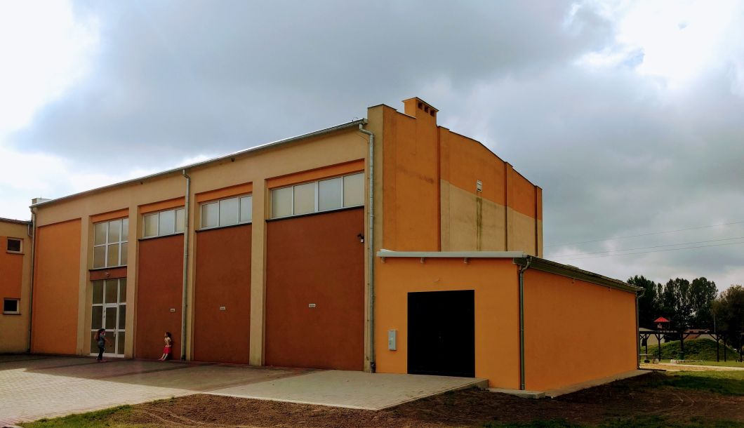 szkoła dobudowa